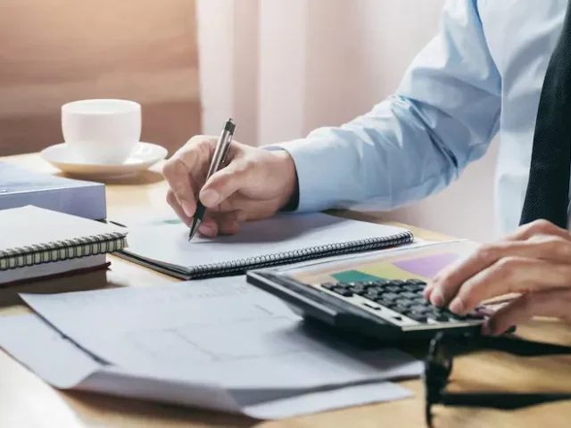 Monthly Bookkeeping: The Key to Success for Small Businesses